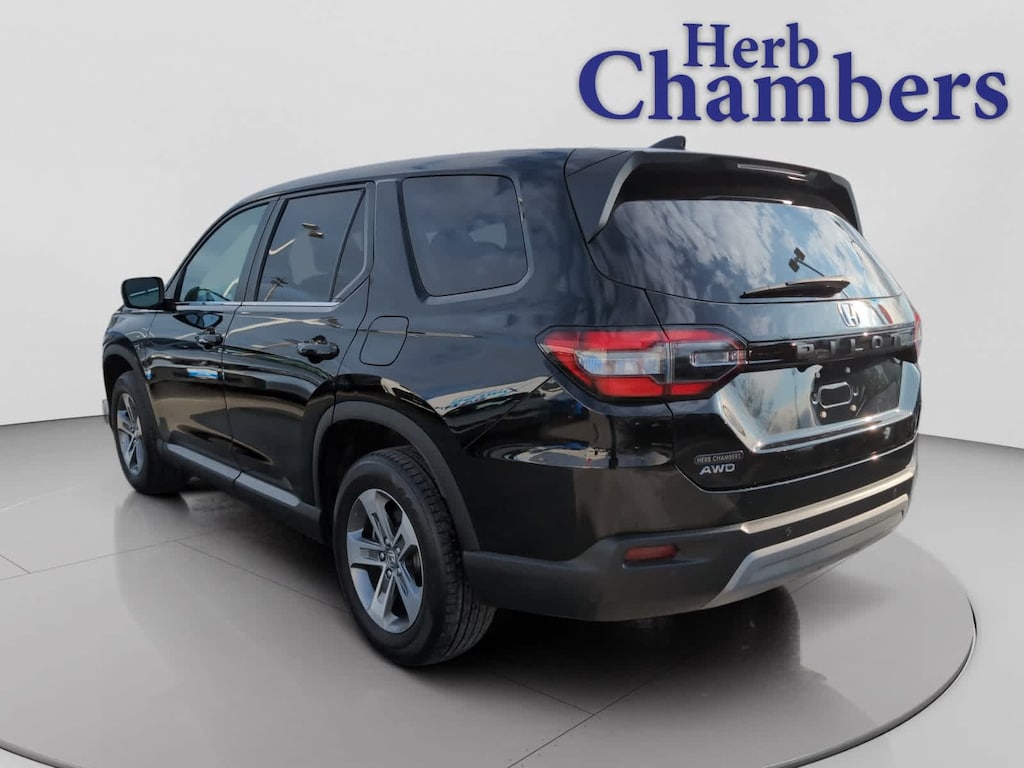 Certified 2023 Honda Pilot EX-L 7 Passenger SUV