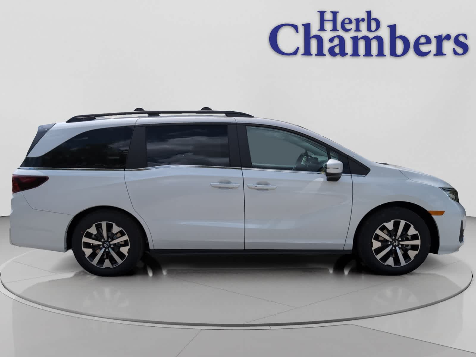 new 2026 Honda Odyssey car, priced at $46,095