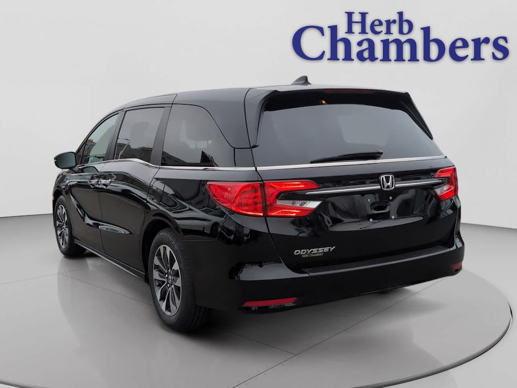 Used 2024 Honda Odyssey EX-L Van