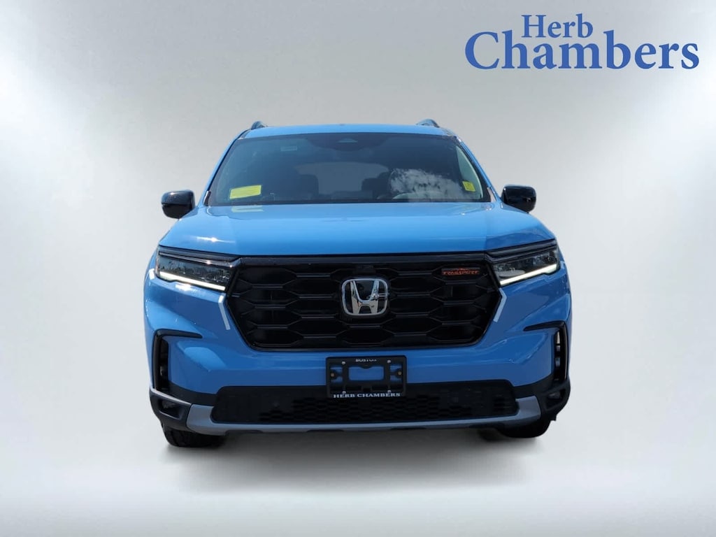 New 2025 Honda Pilot TrailSport SUV