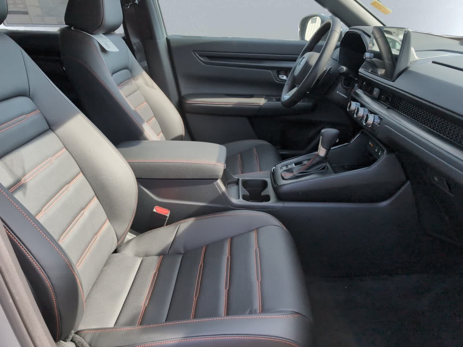 new 2026 Honda CR-V Hybrid car, priced at $41,675