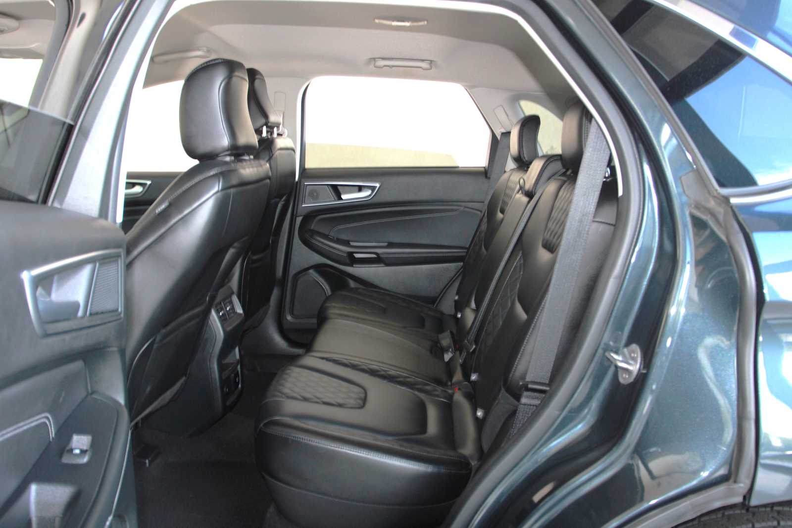 used 2024 Ford Edge car, priced at $23,998