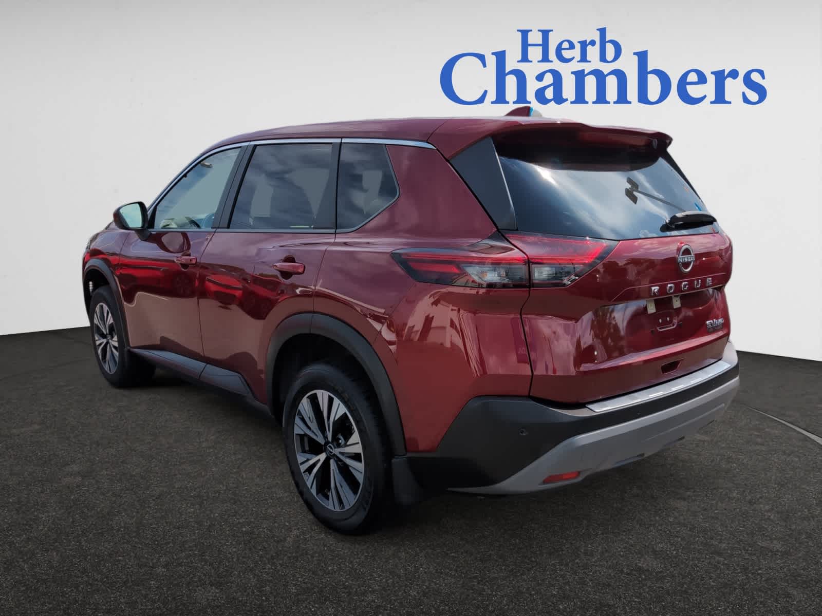 2023 Nissan Rogue SV photo 3