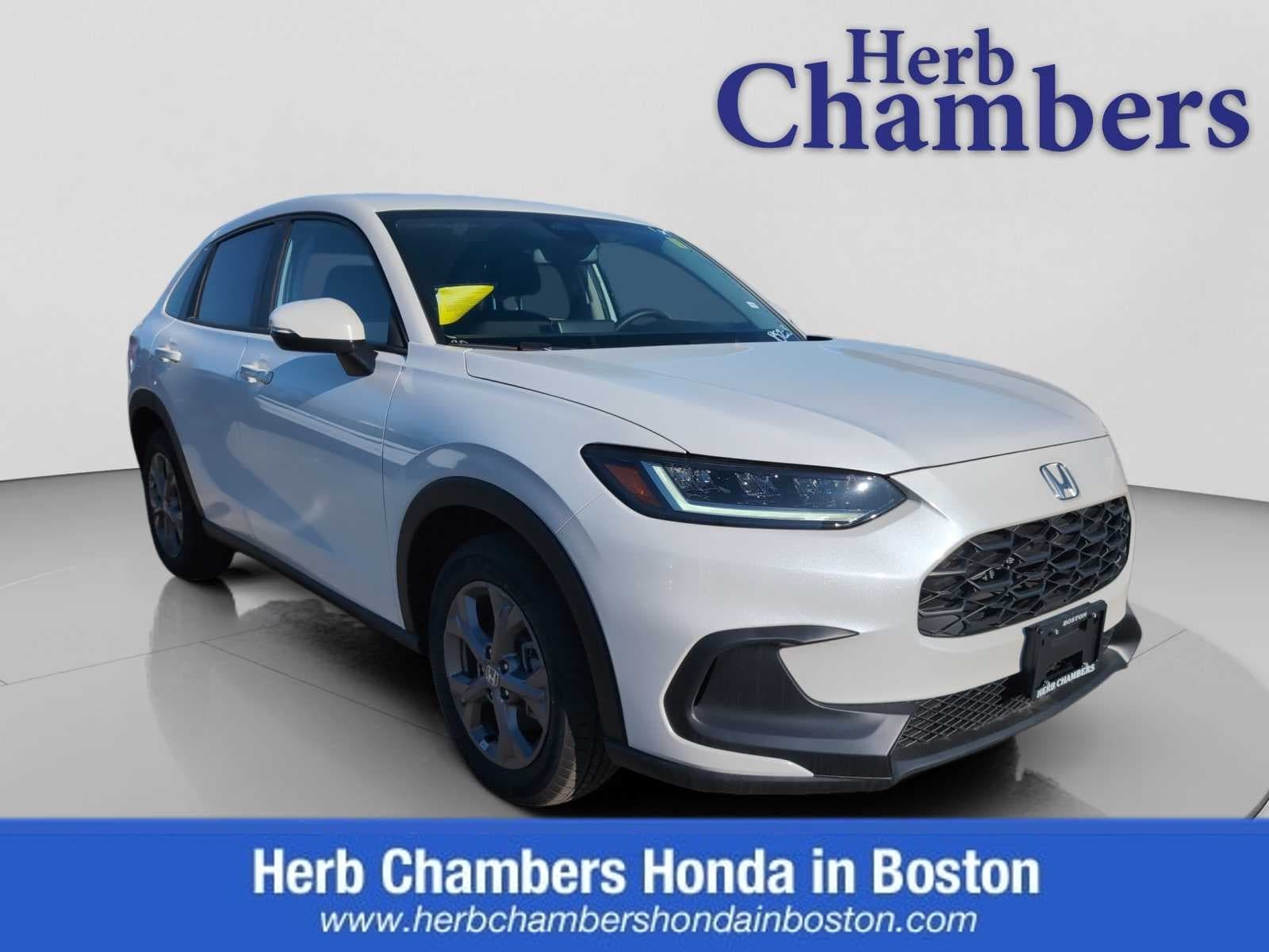 new 2026 Honda HR-V car, priced at $29,605