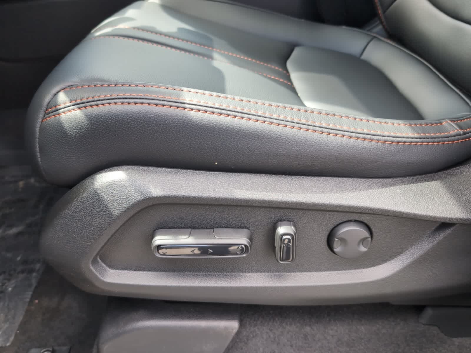 new 2026 Honda Pilot car, priced at $51,890