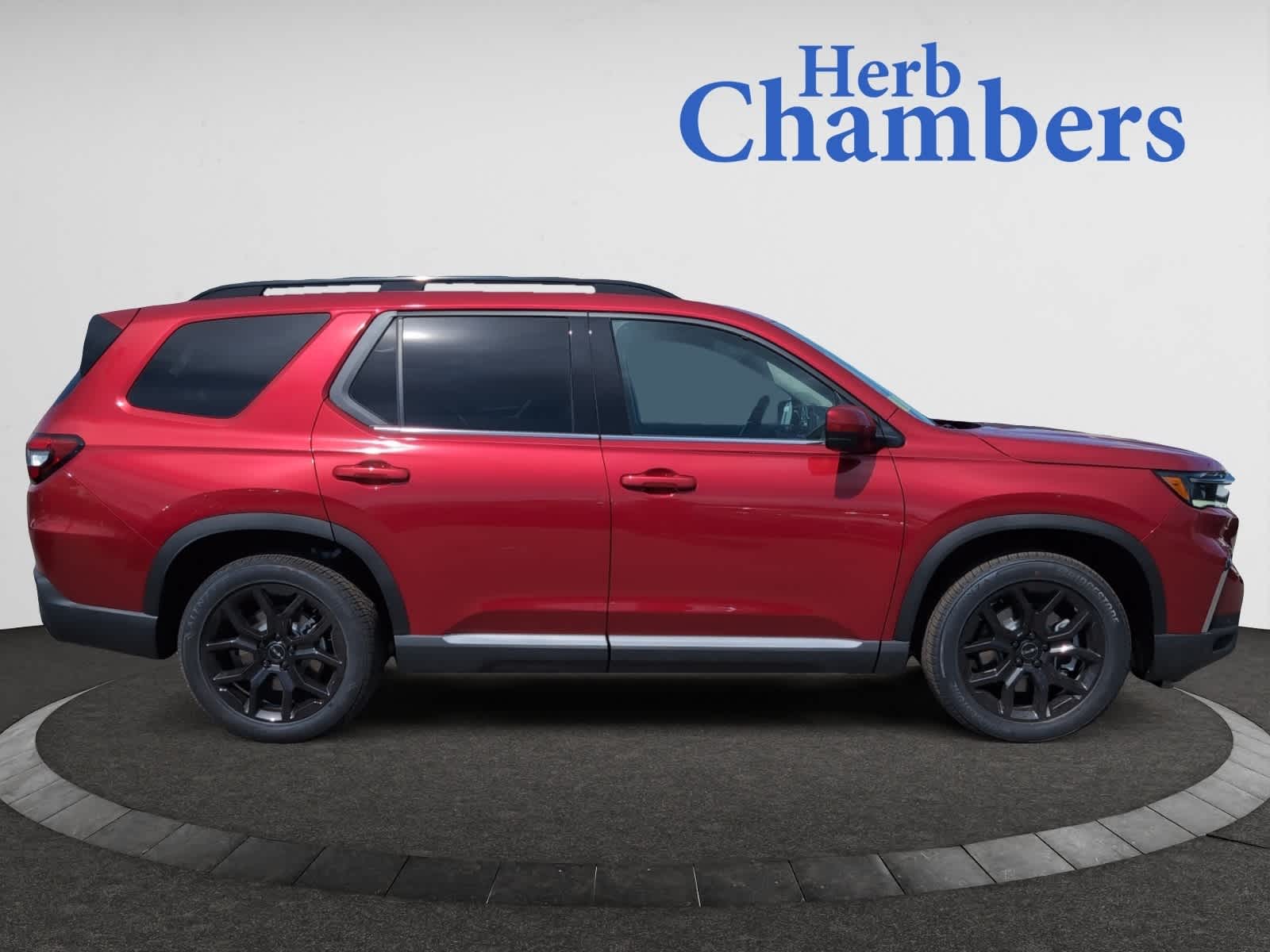 new 2025 Honda Pilot car, priced at $53,405