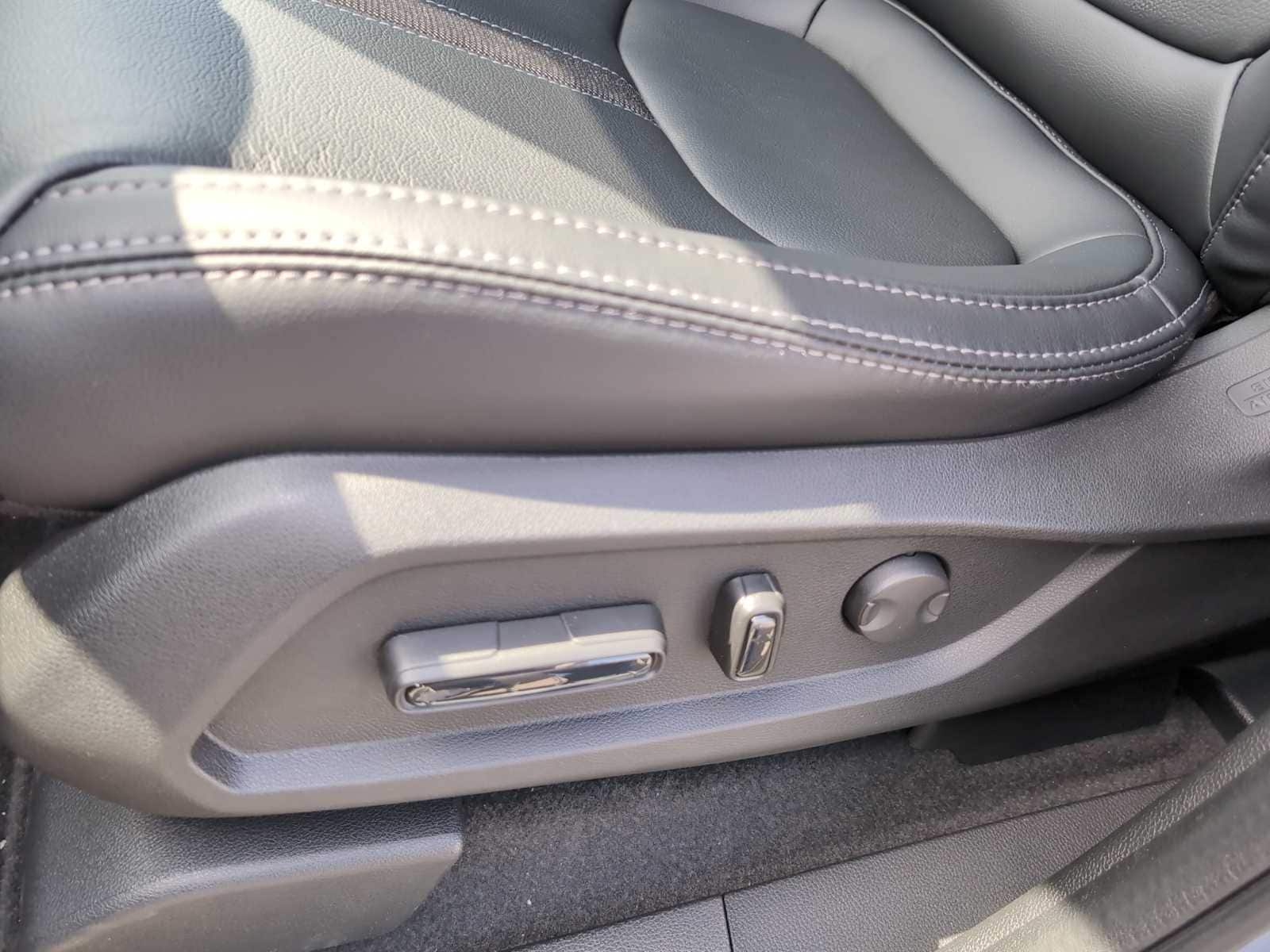 new 2025 Honda Pilot car, priced at $53,405