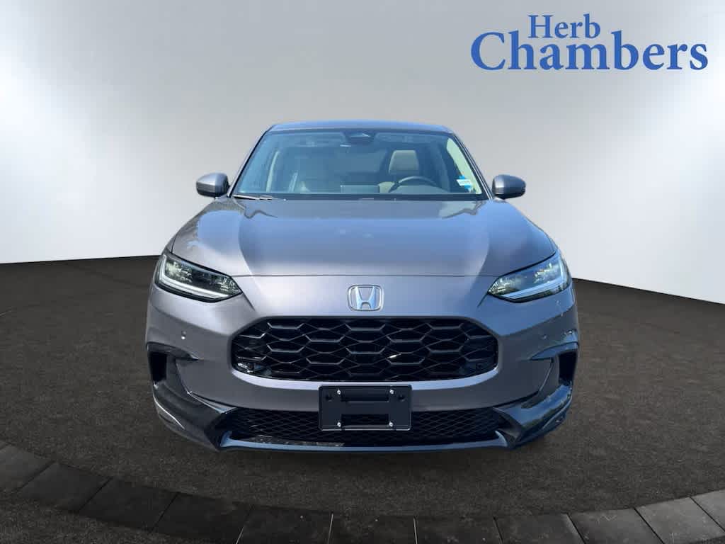 2026 Honda HR-V EX-L photo 2