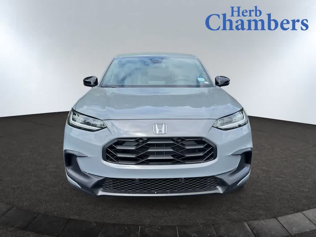 2026 Honda HR-V Sport photo 2