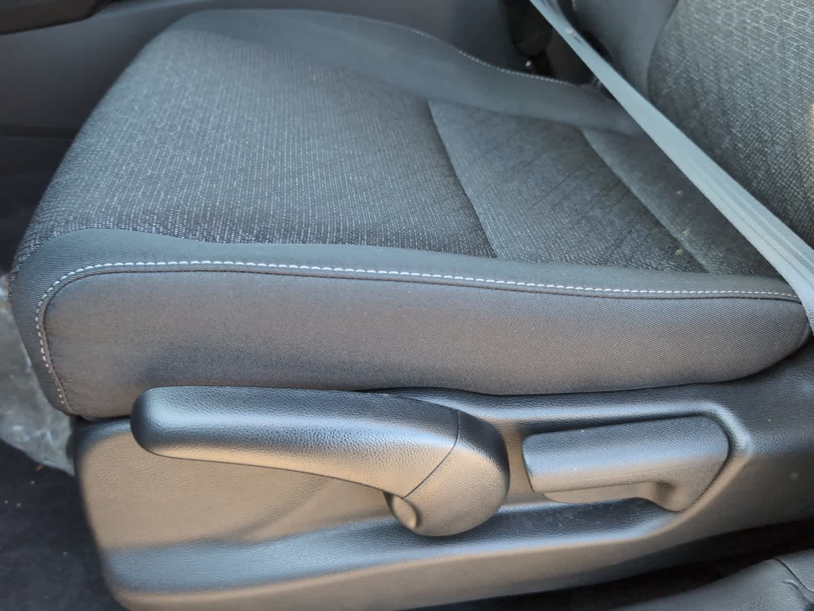 2025 Honda Ridgeline Sport - Photo 23