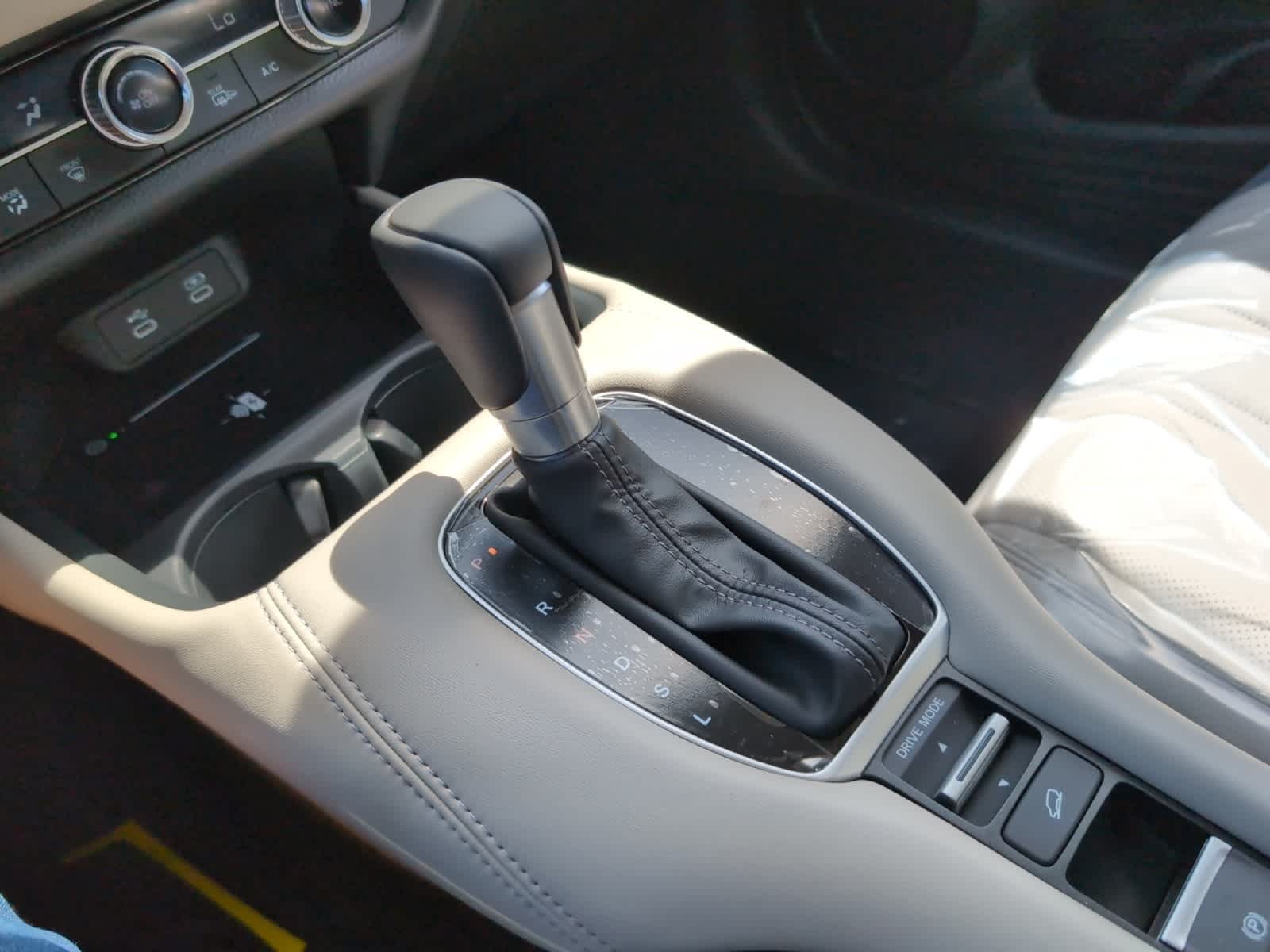 new 2026 Honda HR-V car, priced at $33,000