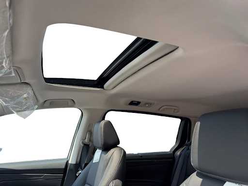 new 2026 Honda Odyssey car, priced at $44,290