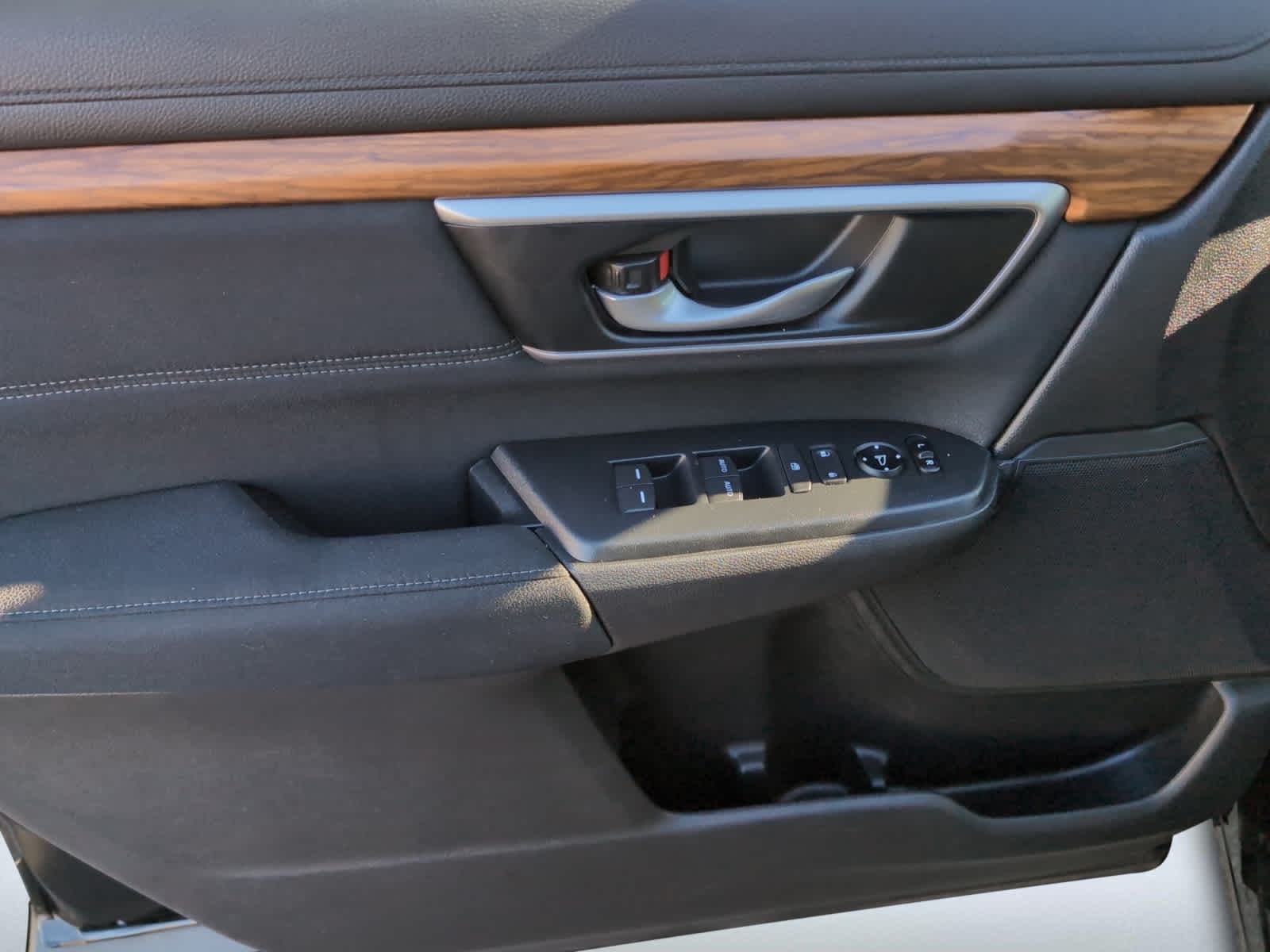 used 2022 Honda CR-V car, priced at $26,148