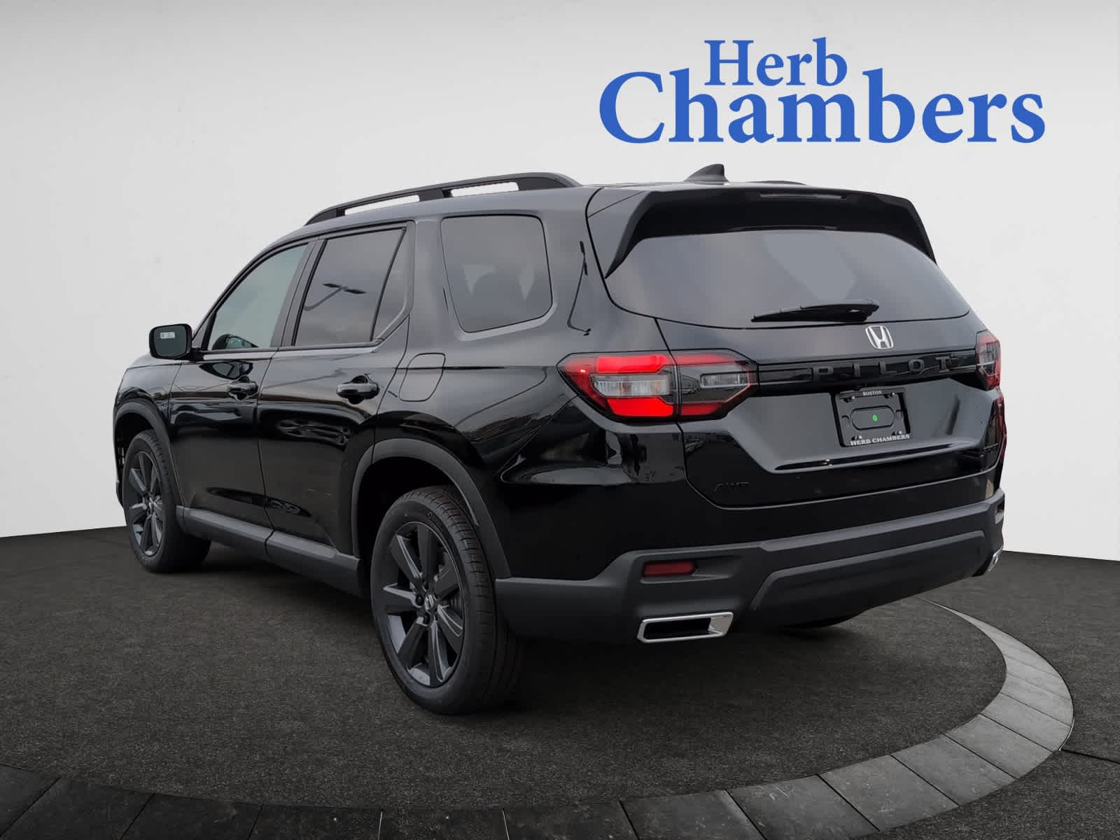 2025 Honda Pilot Sport photo 3