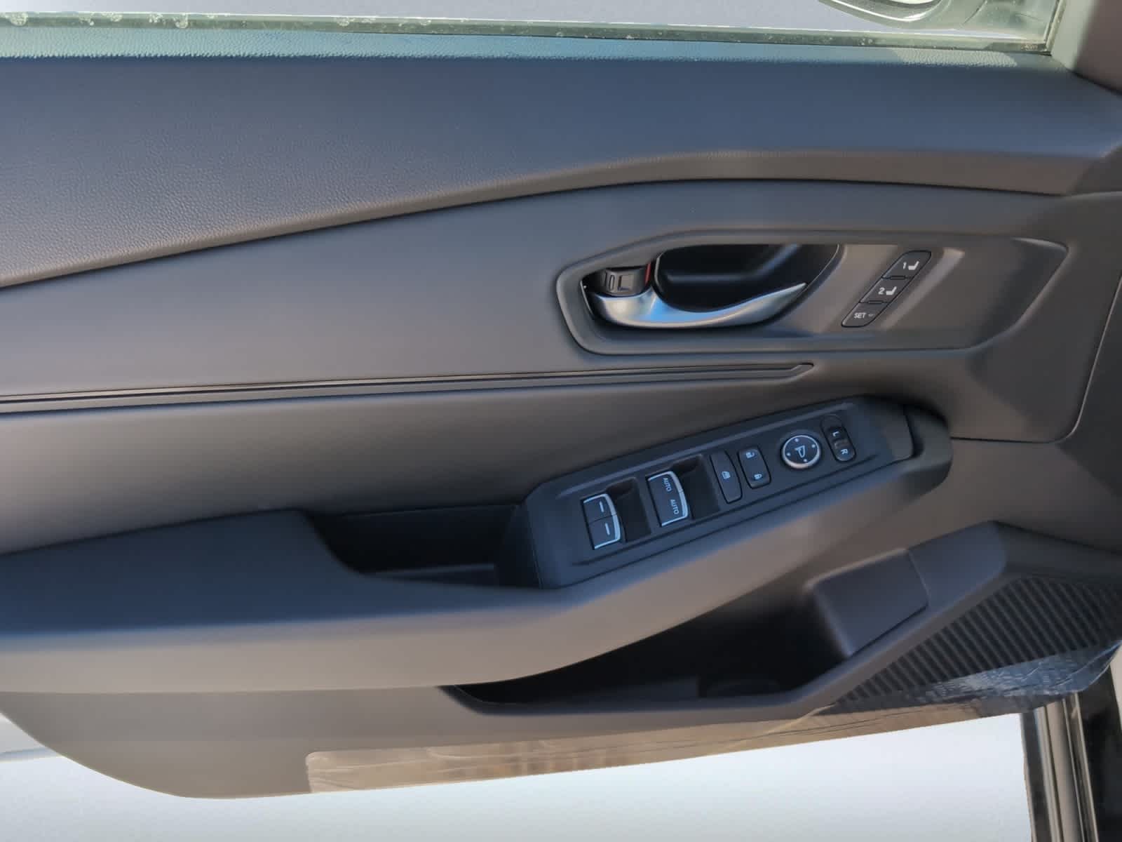 new 2025 Honda Accord Hybrid car, priced at $36,590