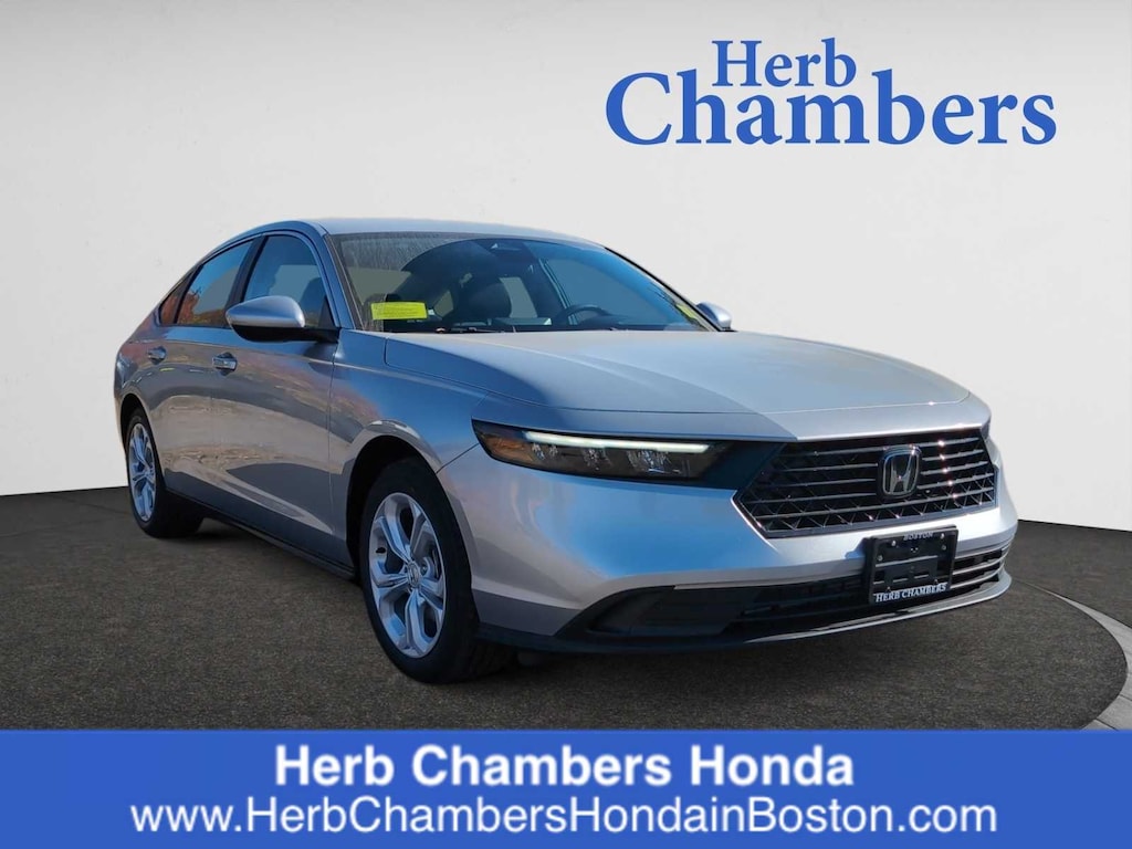 New 2025 Honda Accord LX Sedan