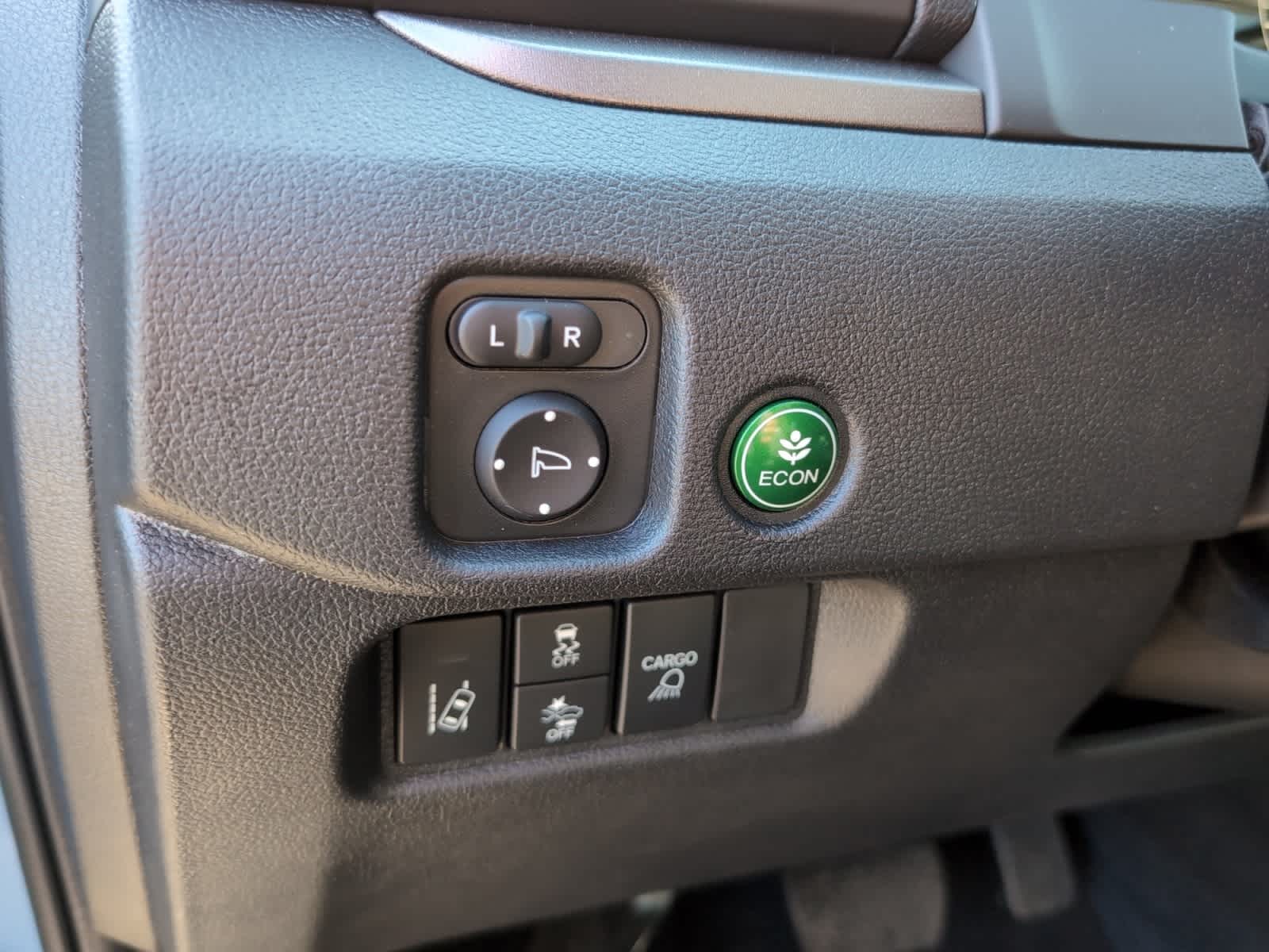 2025 Honda Ridgeline Sport - Photo 21