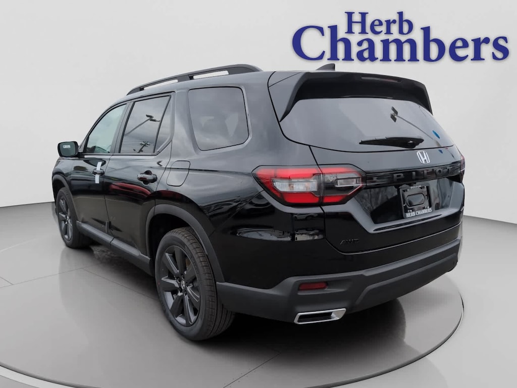 New 2025 Honda Pilot Sport SUV