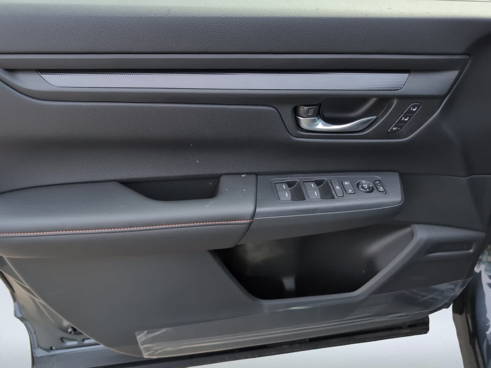 new 2026 Honda CR-V Hybrid car, priced at $41,675