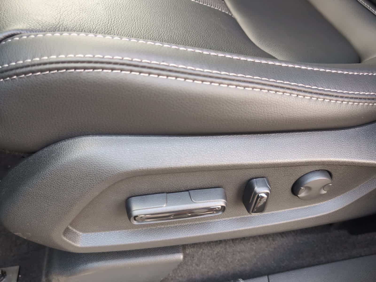 new 2025 Honda Pilot car, priced at $47,095