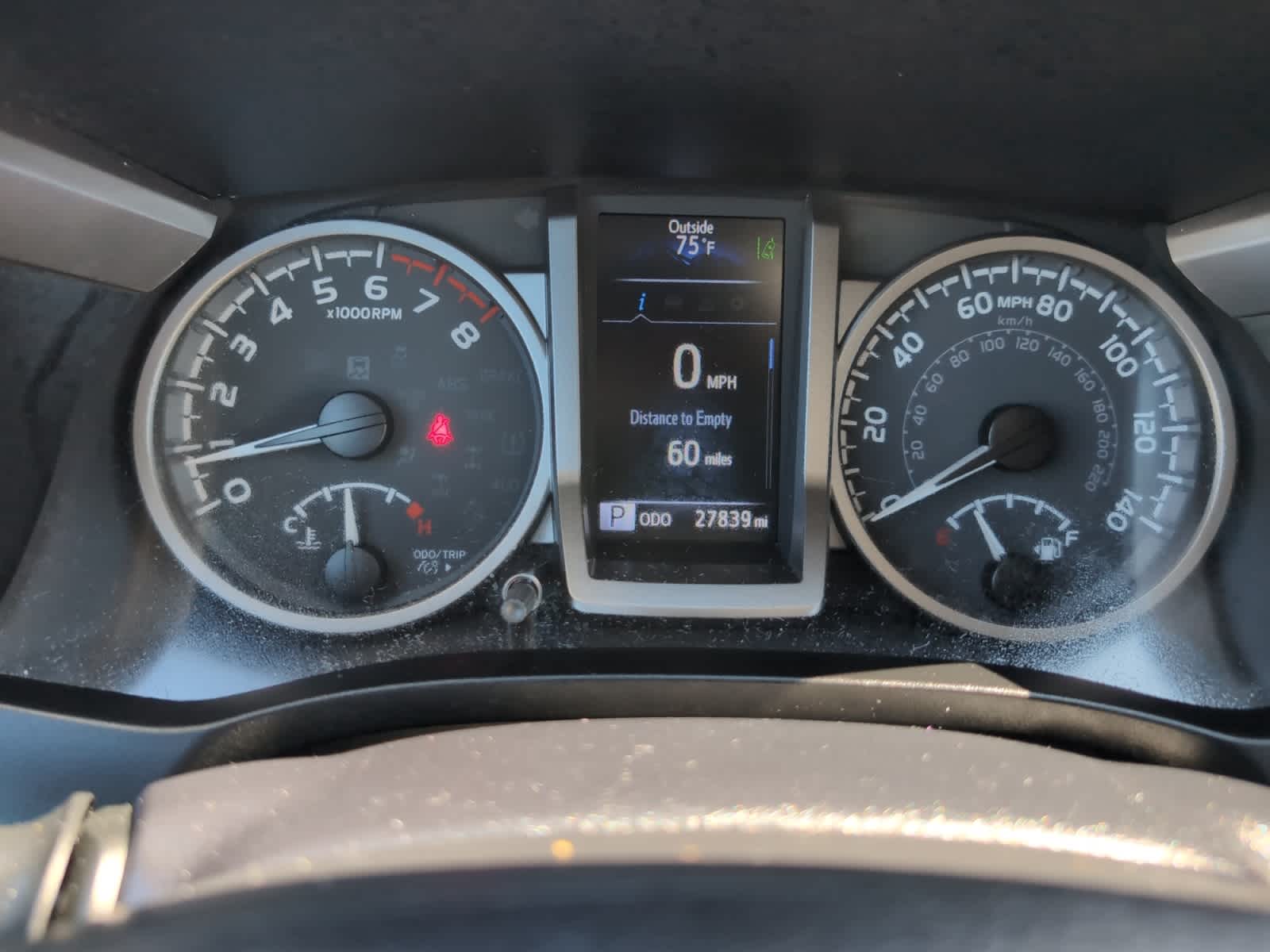 2022 Toyota Tacoma SR5 V6 photo 4