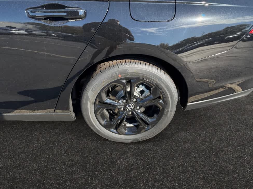 new 2025 Honda Accord car, priced at $31,755