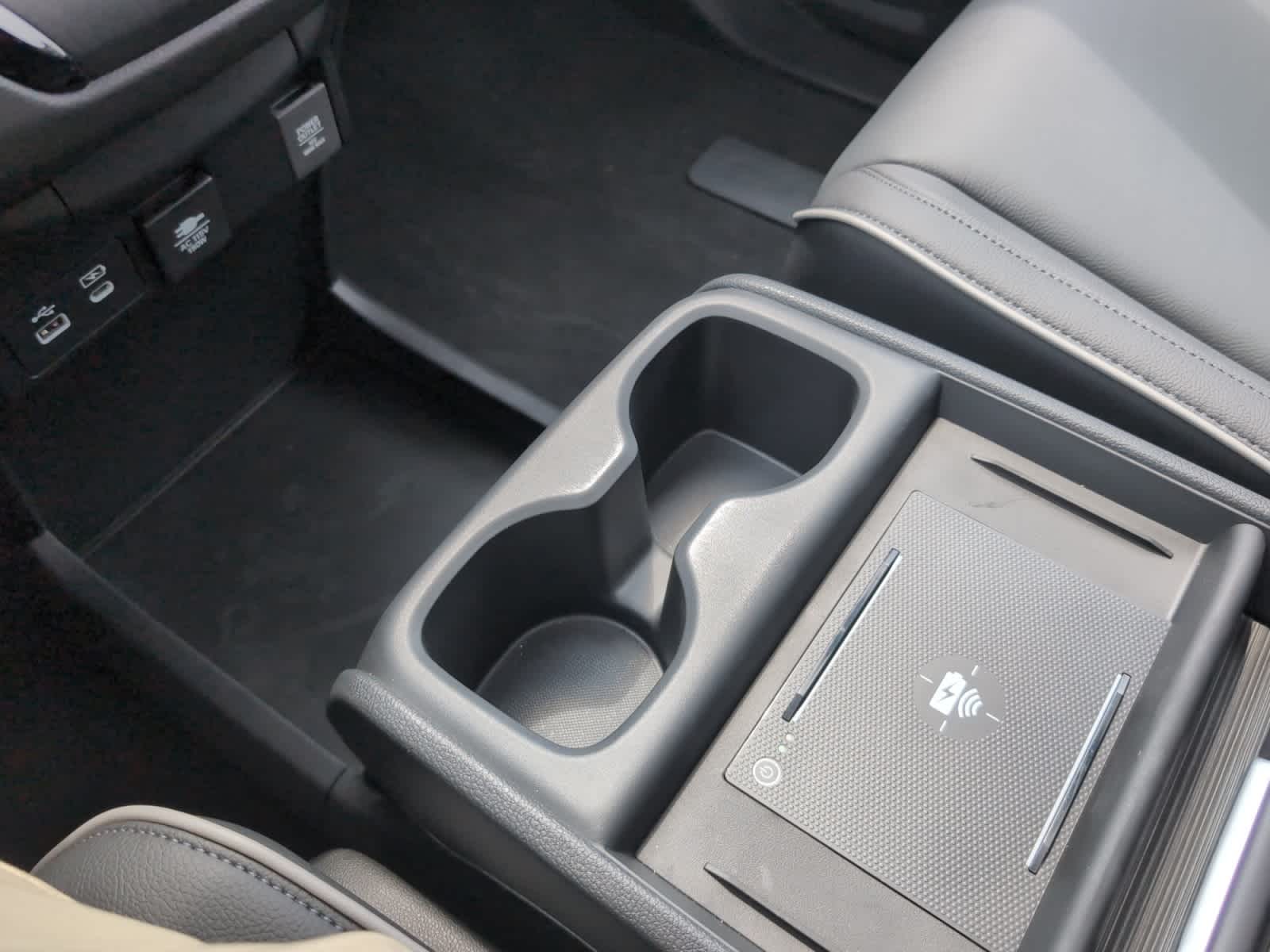 2026 Honda Odyssey Touring - Photo 14