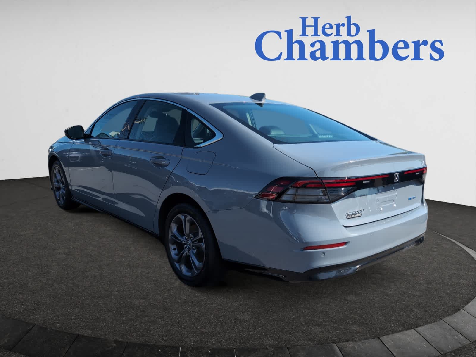 2023 Honda Accord Hybrid EX-L photo 3