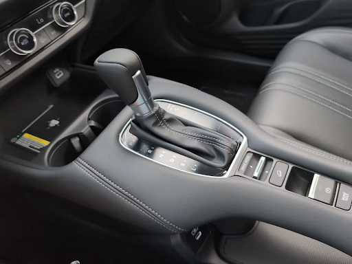 2026 Honda HR-V EX-L - Photo 13