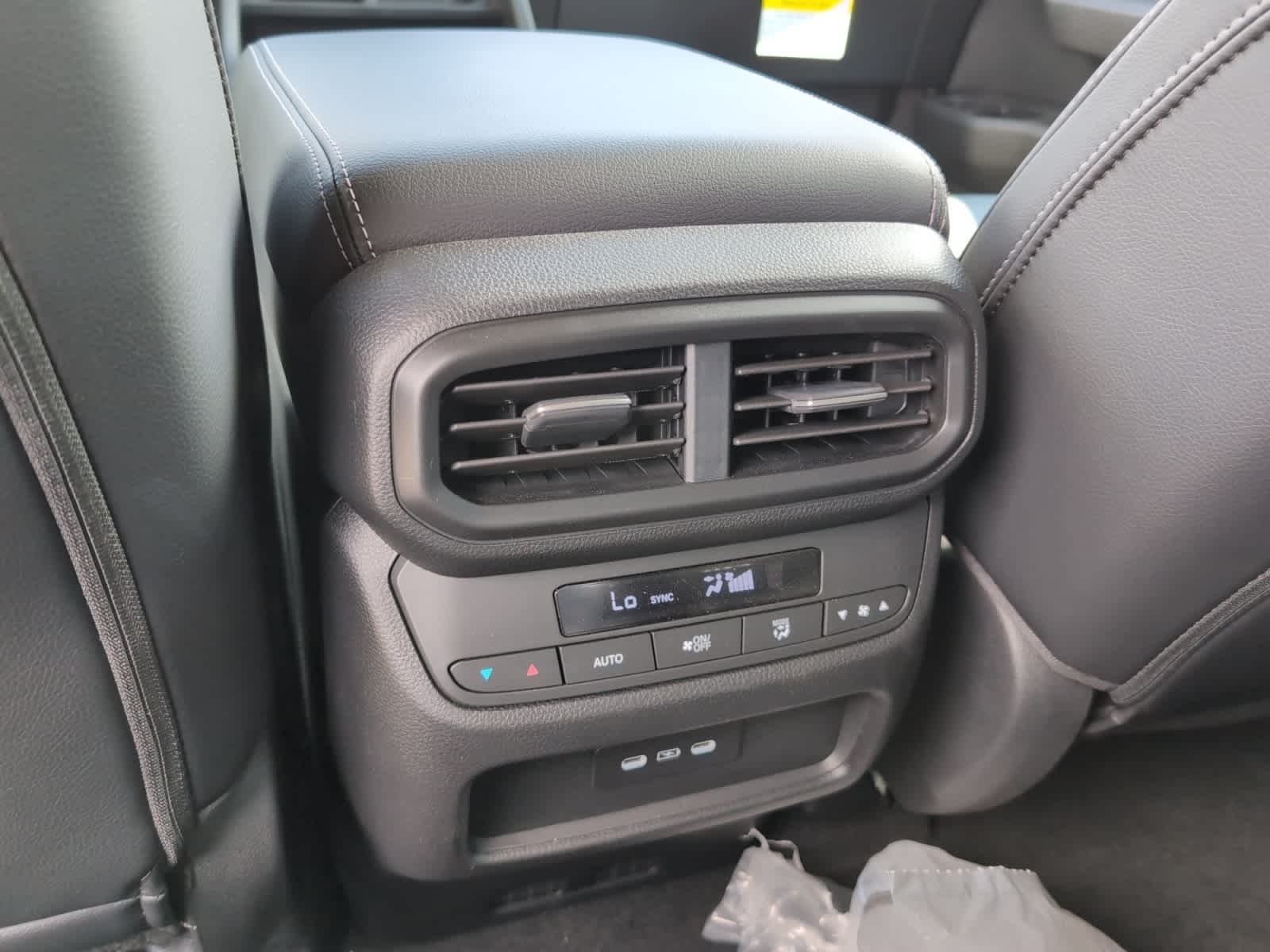 new 2025 Honda Pilot car, priced at $52,995