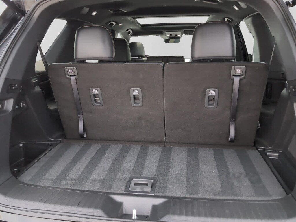 Used 2025 Honda Pilot Black Edition SUV