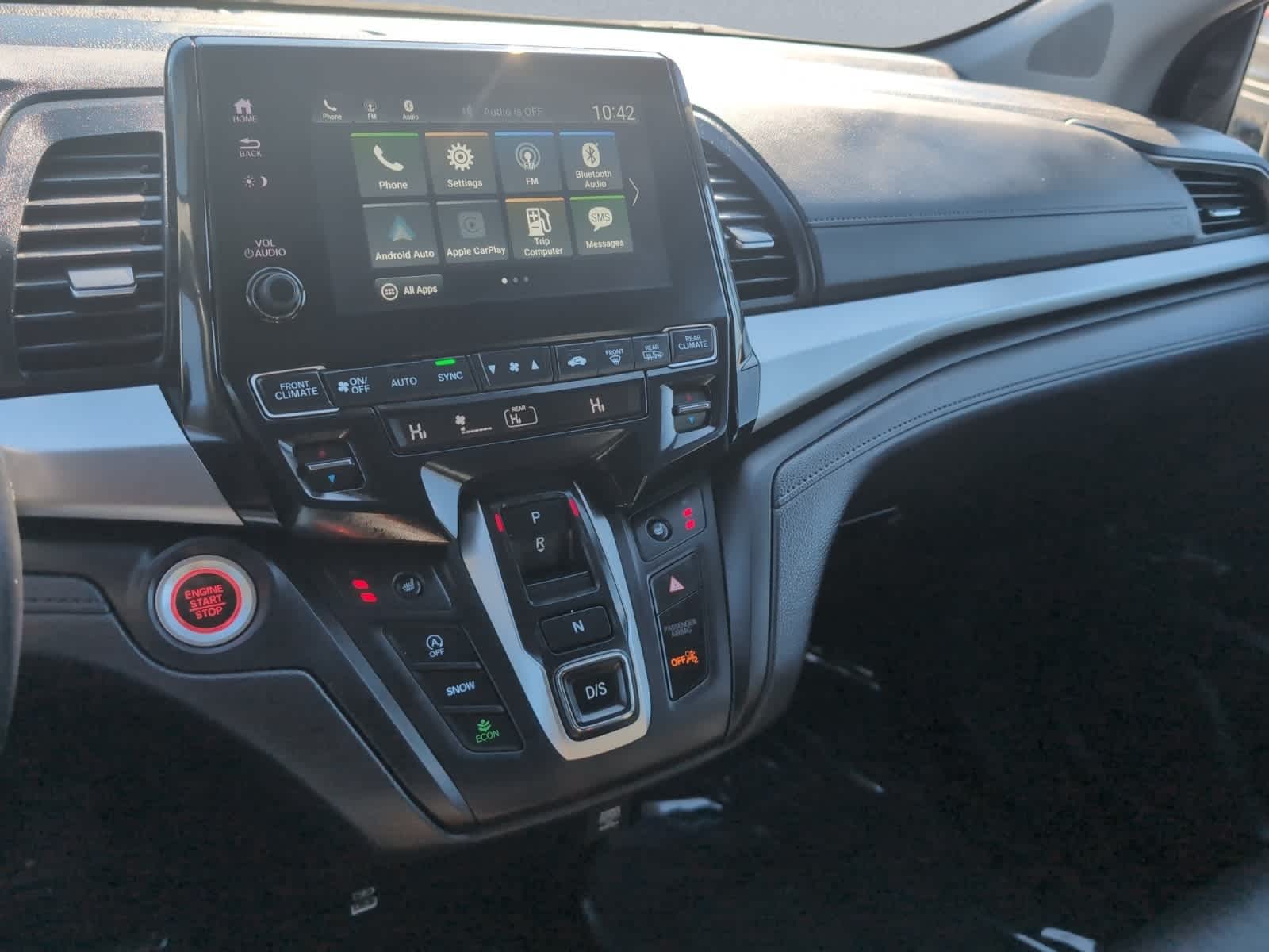 used 2024 Honda Odyssey car, priced at $33,998