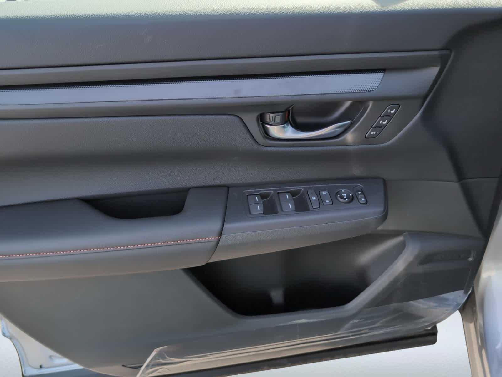 new 2026 Honda CR-V Hybrid car, priced at $41,675