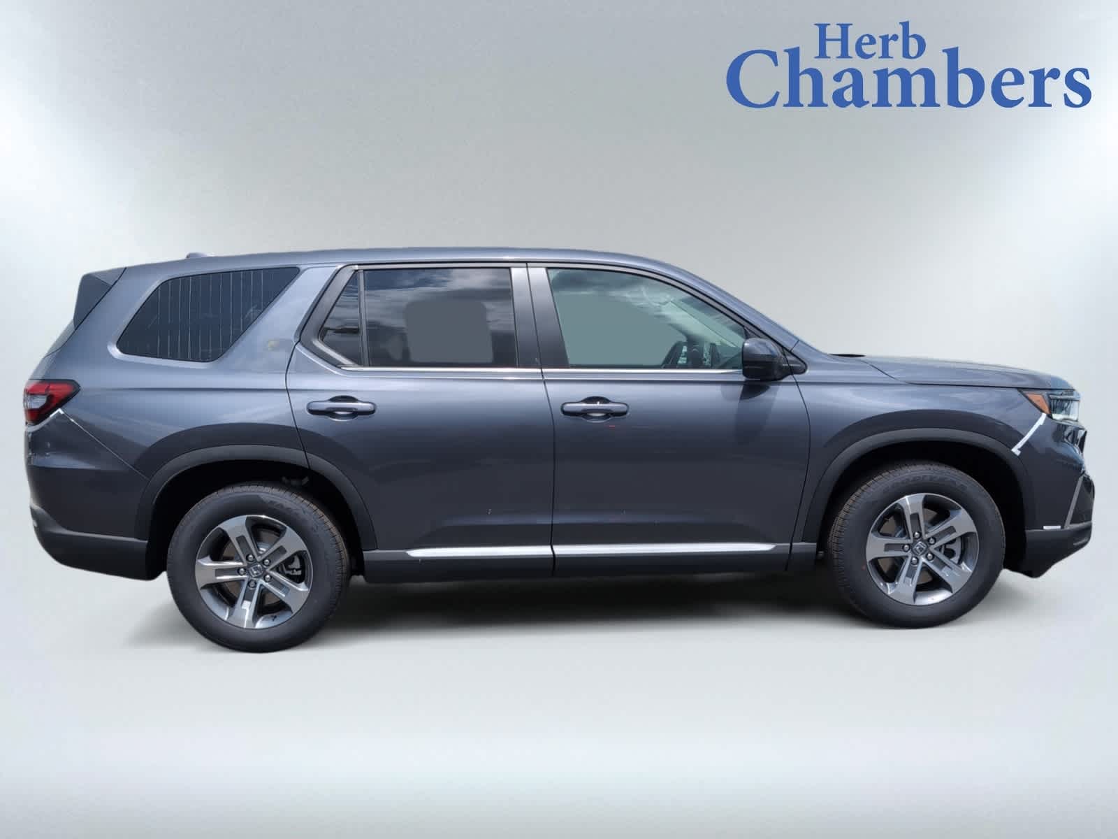 new 2025 Honda Pilot car, priced at $47,095