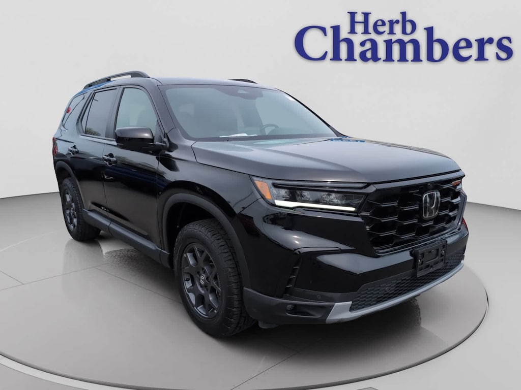 Certified 2024 Honda Pilot TrailSport SUV