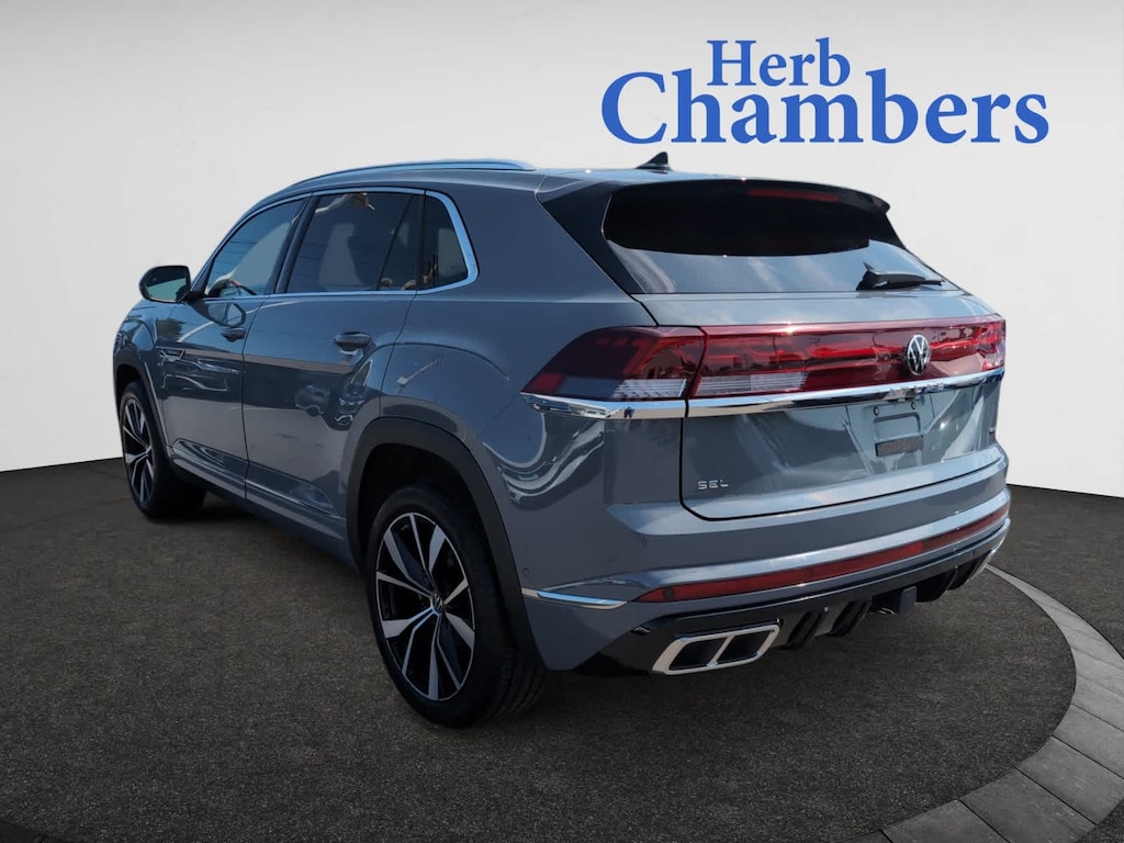 Used 2024 Volkswagen Atlas Cross Sport 2.0T SEL Premium R-Line SUV