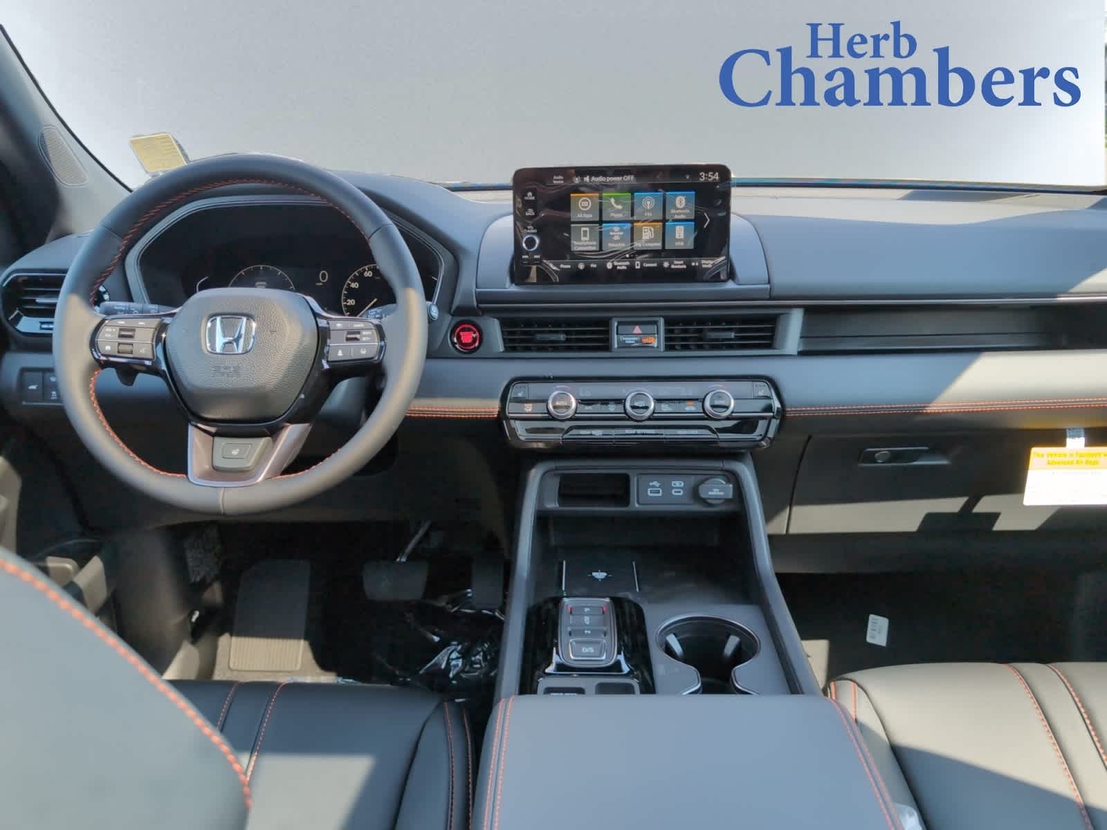 new 2025 Honda Pilot car, priced at $51,350