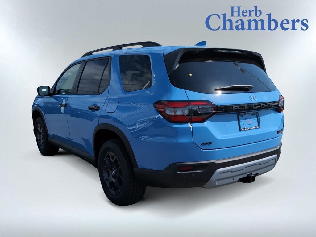 New 2025 Honda Pilot TrailSport SUV