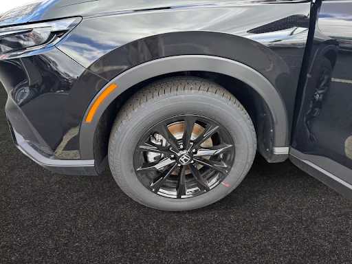 new 2026 Honda CR-V Hybrid car, priced at $41,675