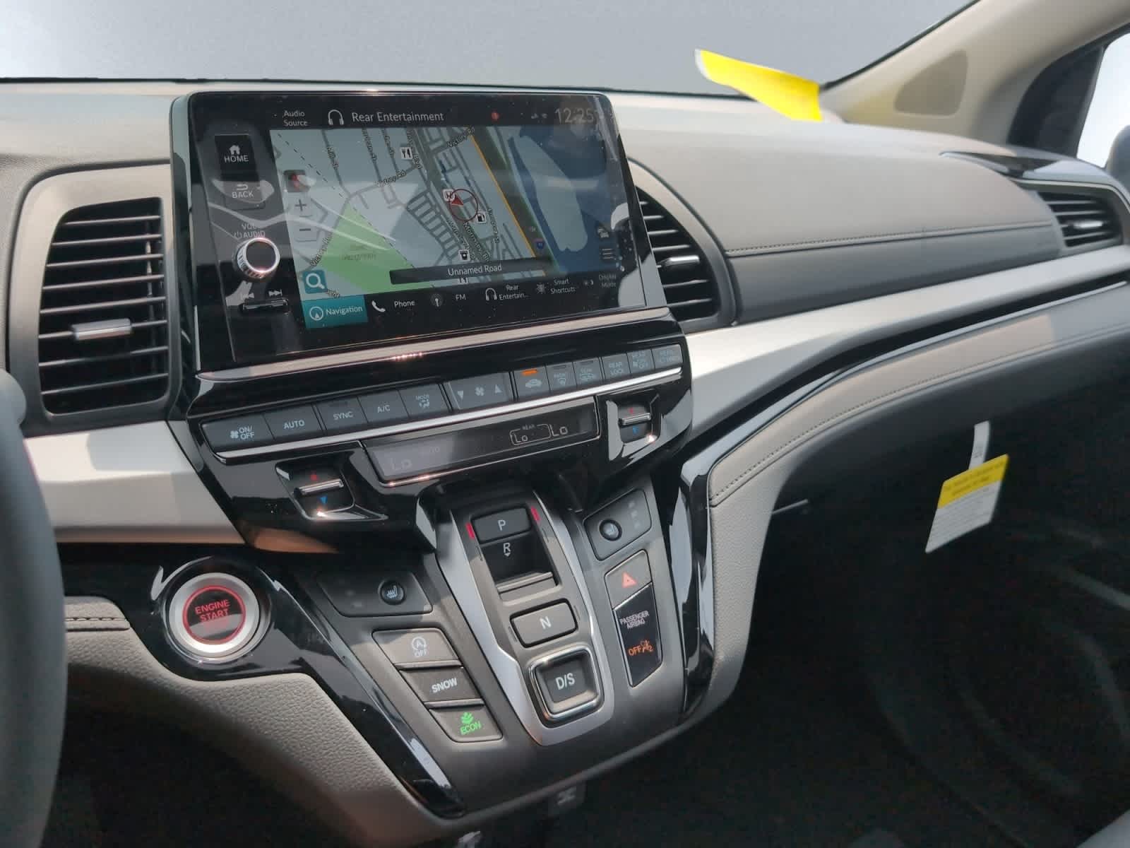 2026 Honda Odyssey Touring - Photo 13