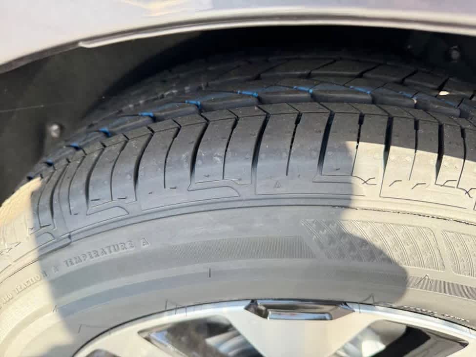 new 2026 Honda Odyssey car, priced at $44,290