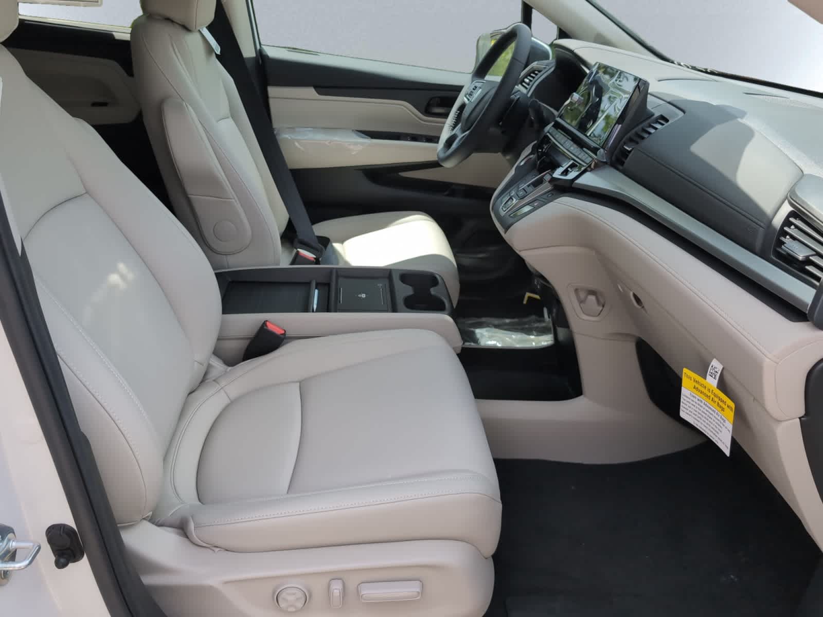 new 2026 Honda Odyssey car, priced at $46,095