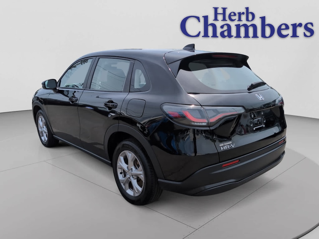 Used 2023 Honda HR-V LX AWD SUV