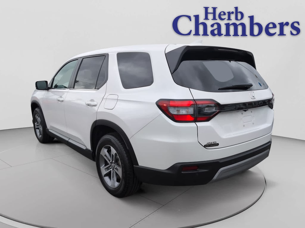 Used 2025 Honda Pilot EX-L SUV