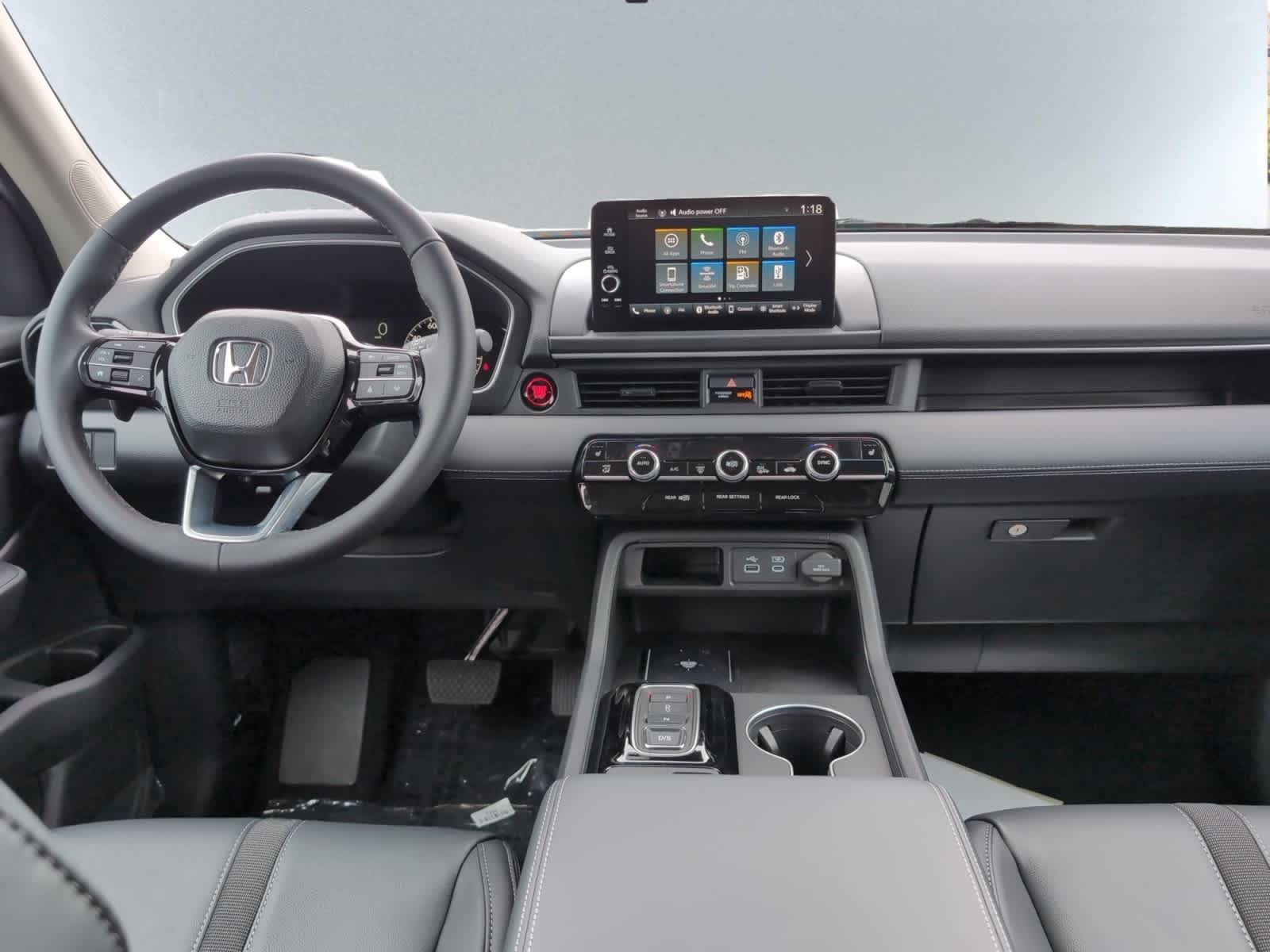 new 2025 Honda Pilot car, priced at $47,095