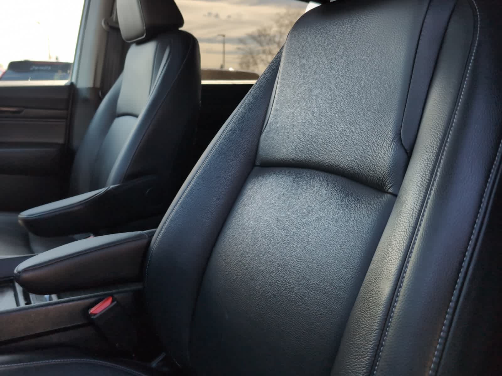 used 2023 Honda Odyssey car, priced at $36,248
