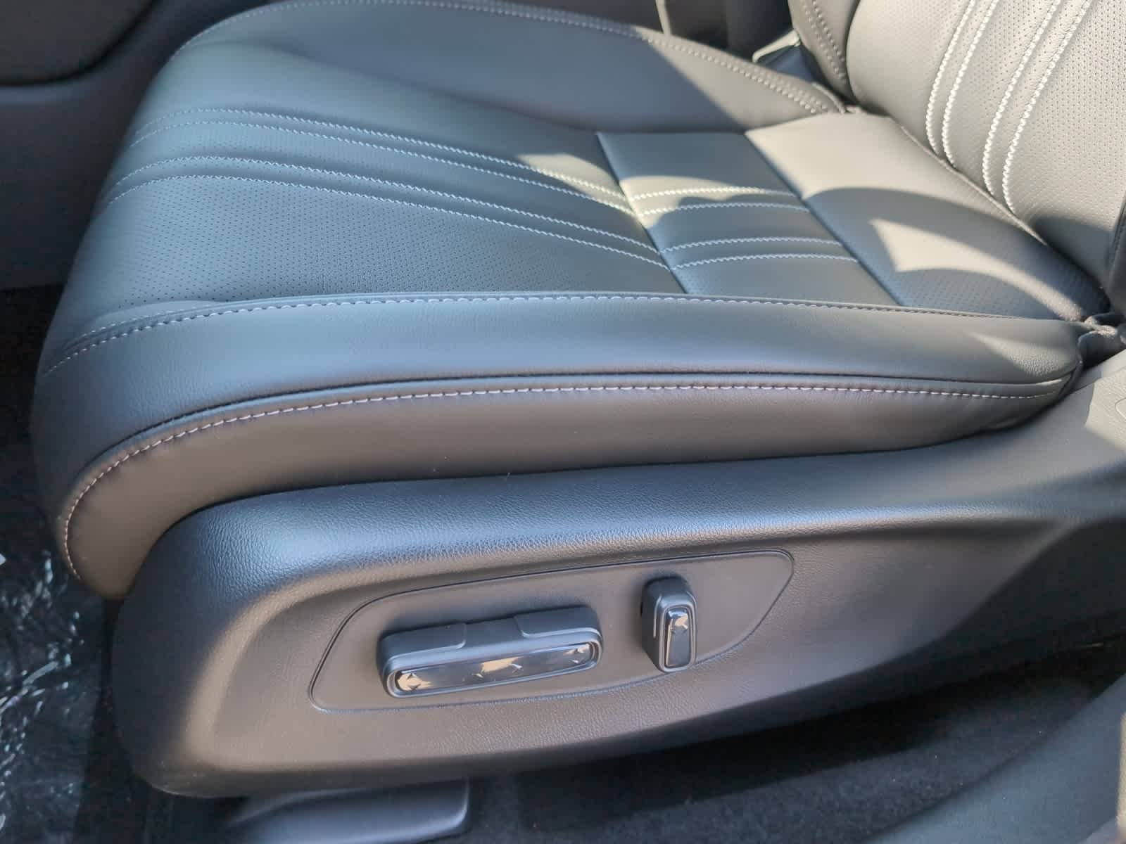 new 2026 Honda HR-V car, priced at $33,455