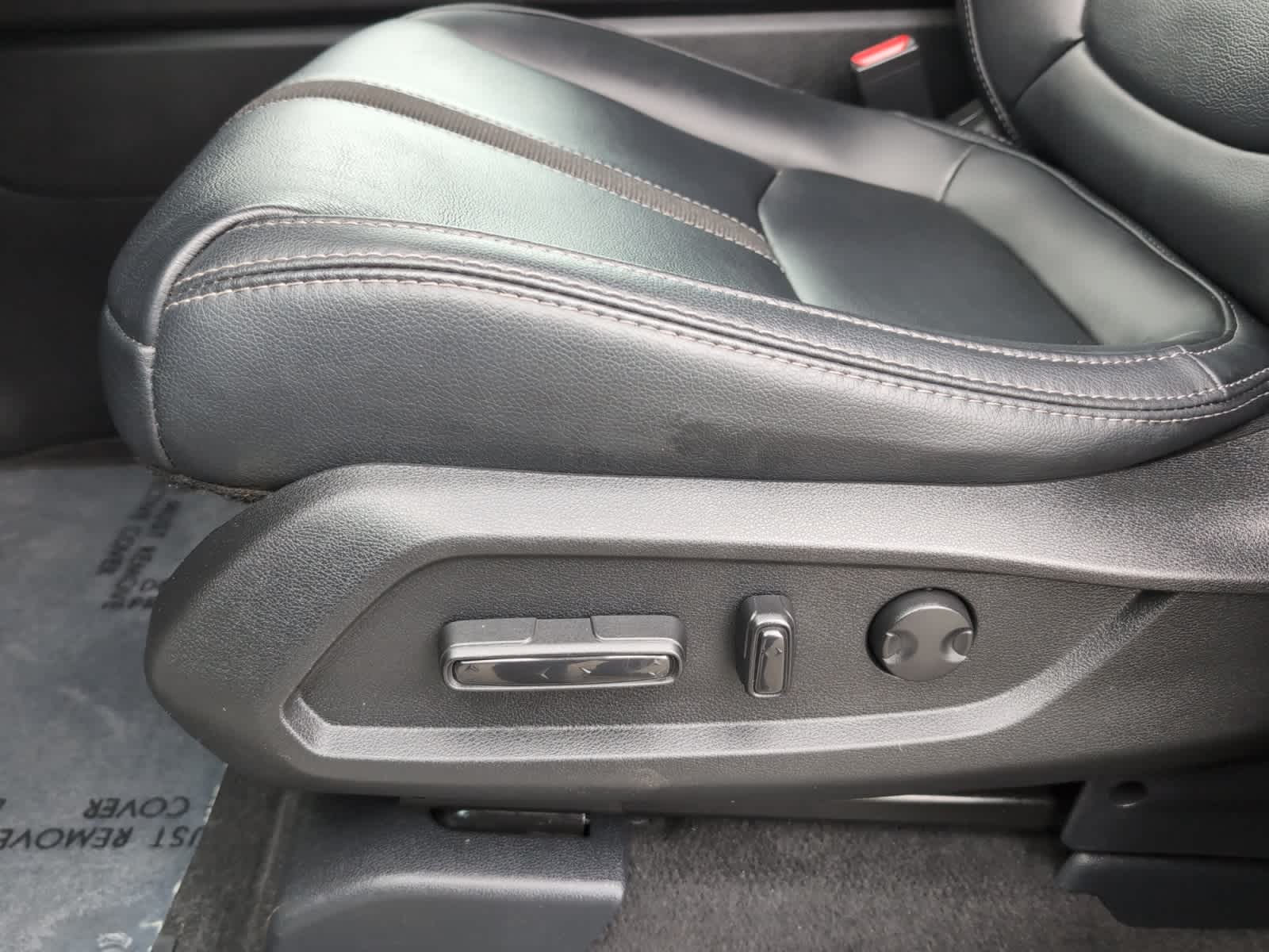 used 2025 Honda Pilot car, priced at $41,250