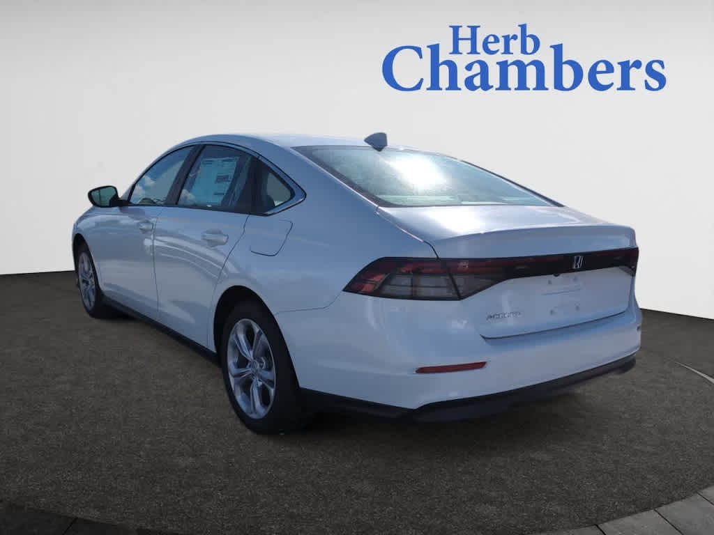 2025 Honda Accord LX photo 3