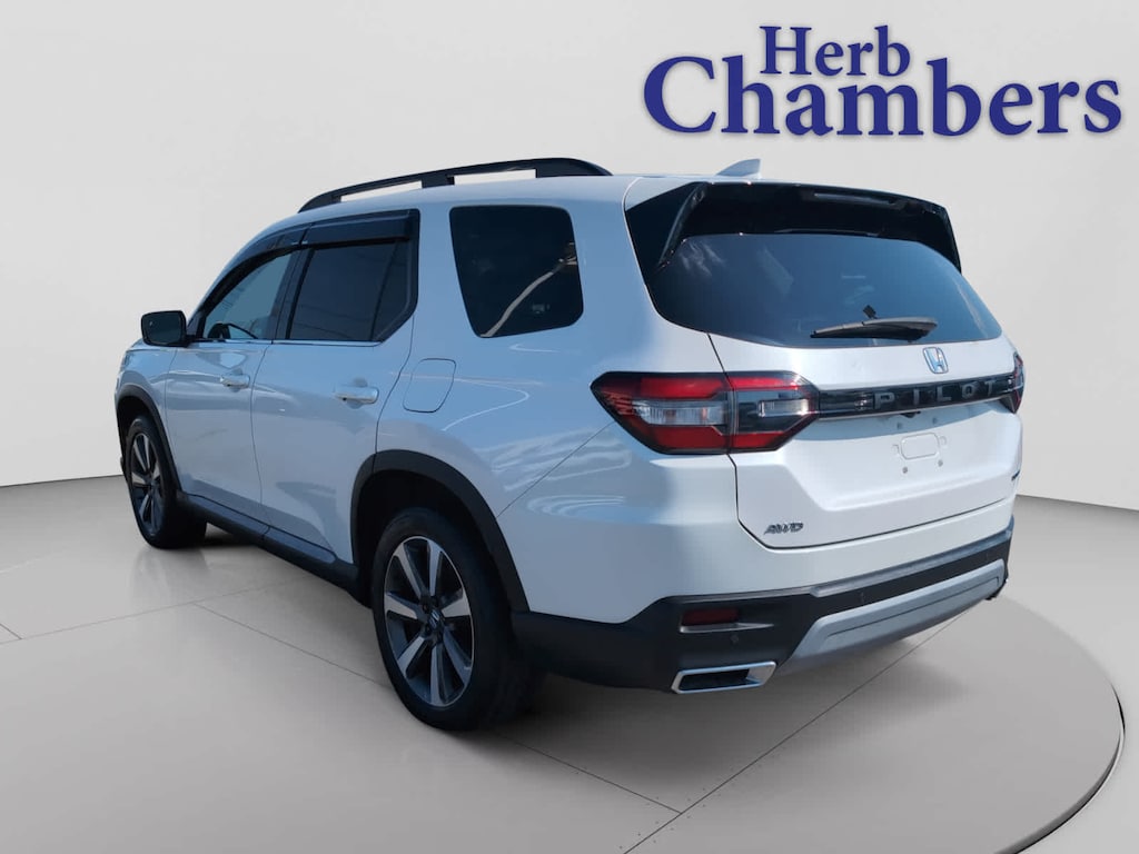 Used 2023 Honda Pilot Touring SUV
